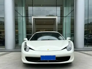 2011 Ferrari 458 с пробегом 26 000 км