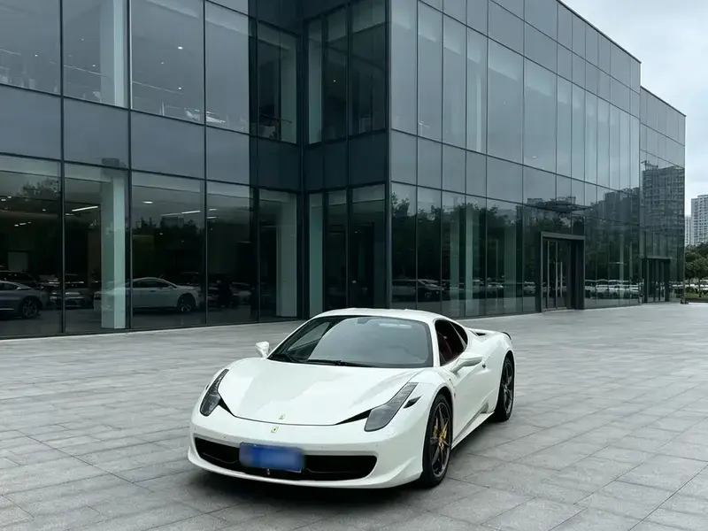 2011 Ferrari 458 с пробегом 26 000 км