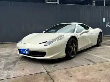 2011 Ferrari 458 с пробегом 26 000 км