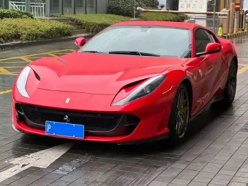 Ferrari 812