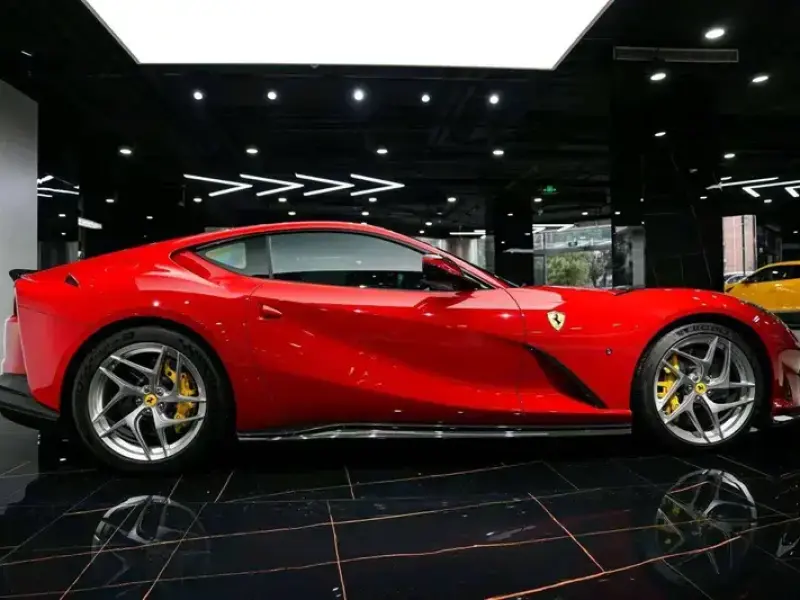 2017 Ferrari 812 с пробегом 28 000 км