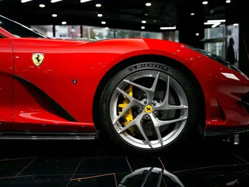 2017 Ferrari 812 с пробегом 28 000 км