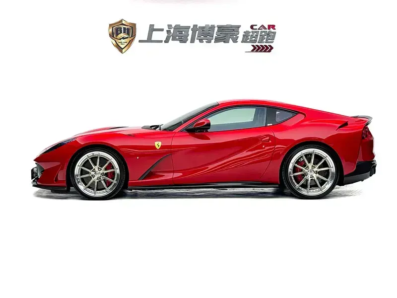 2017 Ferrari 812 с пробегом 12 800 км