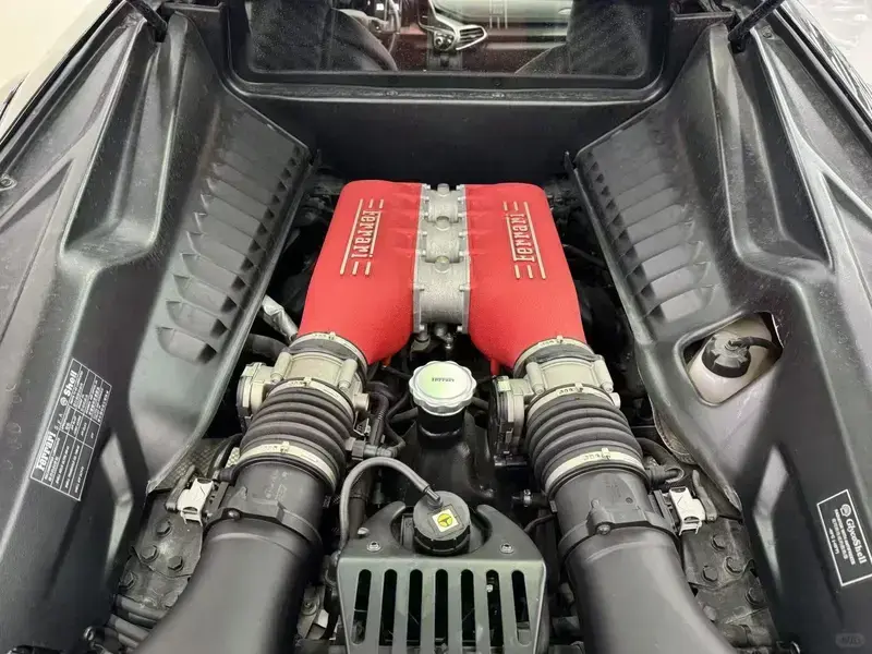 2011 Ferrari 458 с пробегом 11 000 км
