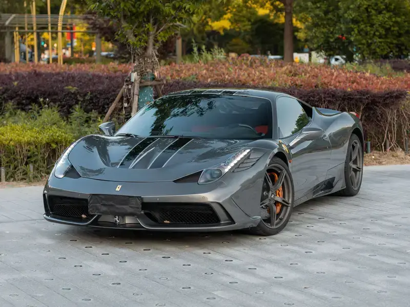 2014 Ferrari 458 с пробегом 40 000 км