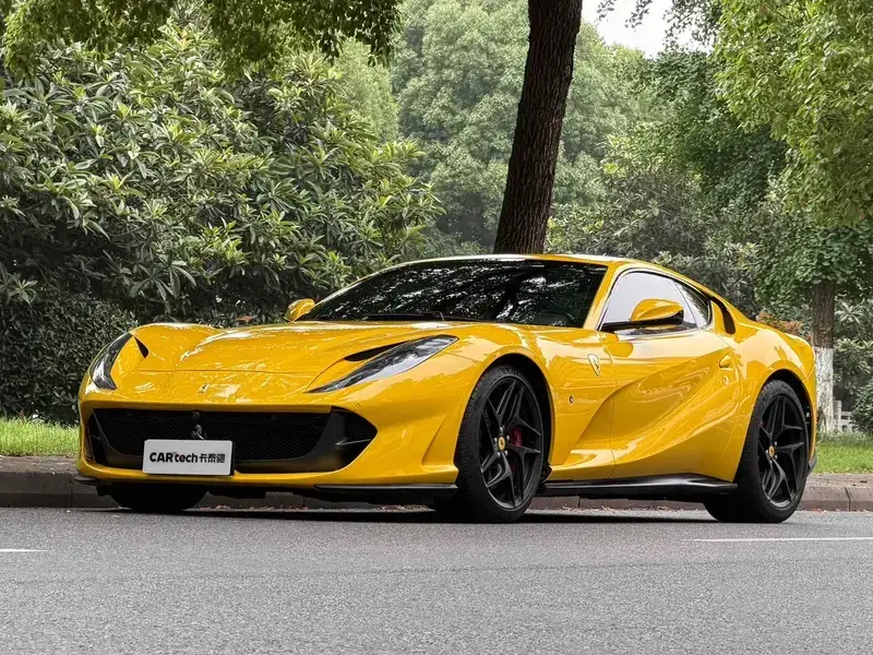 2017 Ferrari 812 с пробегом 33 100 км