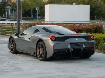 2014 Ferrari 458 с пробегом 40 000 км