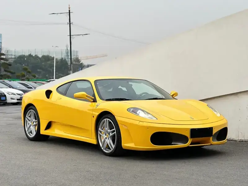 2005 Ferrari F430 с пробегом 64 000 км