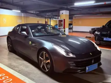 2012 Ferrari FF с пробегом 40 000 км