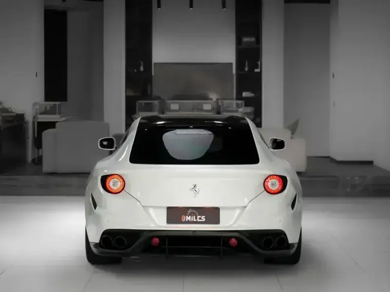 2012 Ferrari FF с пробегом 35 000 км