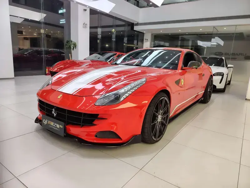 2012 Ferrari FF с пробегом 41 800 км