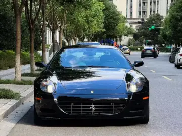 2005 Ferrari 612 с пробегом 11 000 км