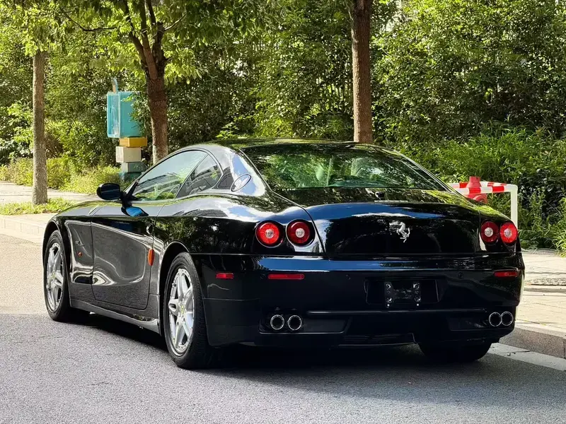 2005 Ferrari 612 с пробегом 11 000 км