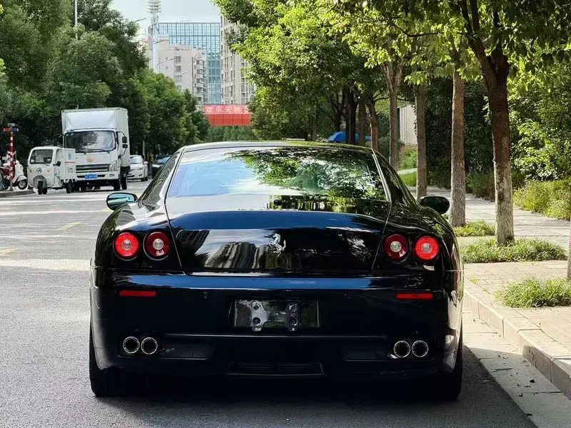 2005 Ferrari 612 с пробегом 11 000 км