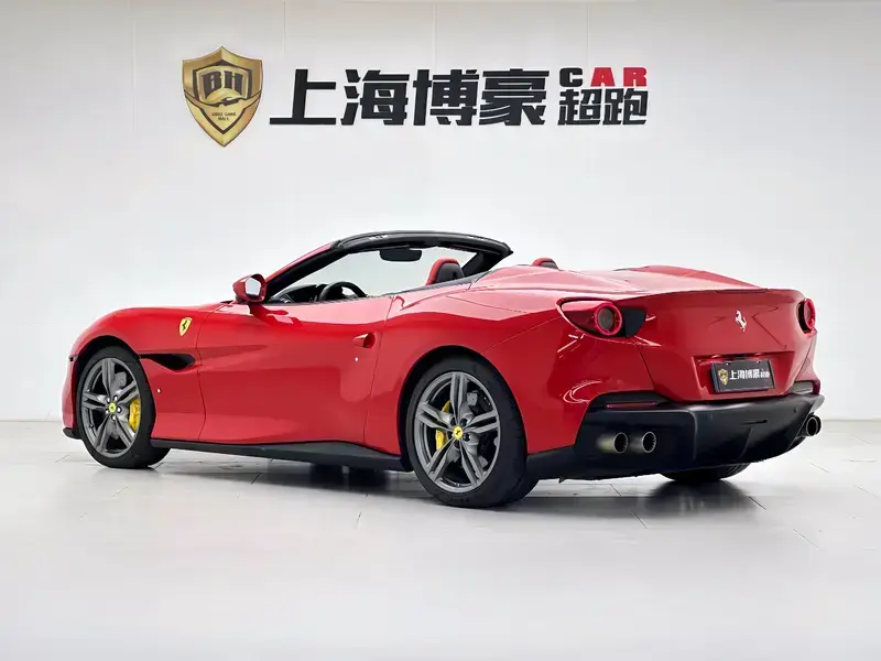 2021 Ferrari Portofino с пробегом 14 000 км