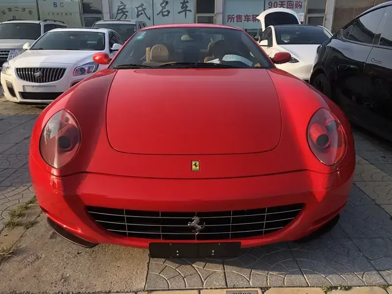 2005 Ferrari 612 с пробегом 40 000 км