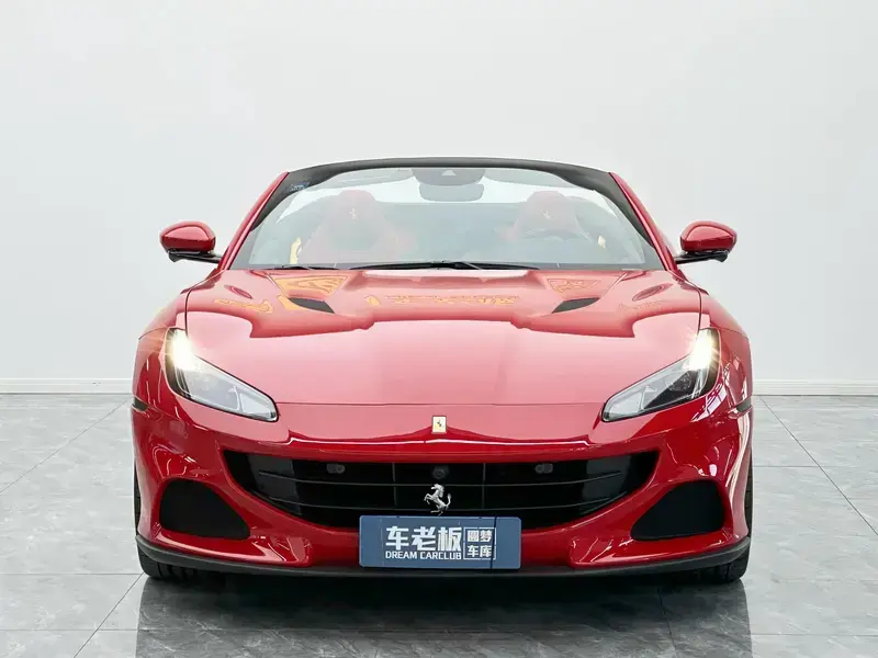 2021 Ferrari Portofino с пробегом 5 300 км