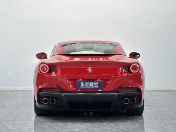 2021 Ferrari Portofino с пробегом 5 300 км
