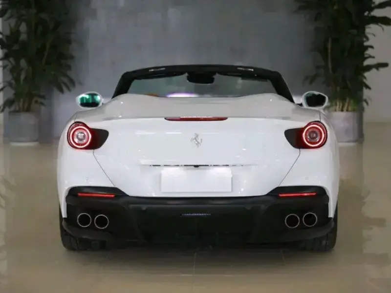 2021 Ferrari Portofino с пробегом 23 000 км