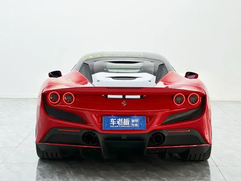 2020 Ferrari F8 с пробегом 18 800 км