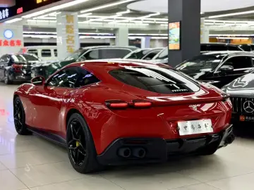 2020 Ferrari Roma с пробегом 14 000 км
