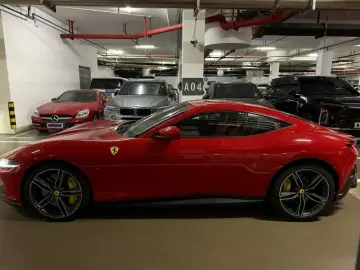 2020 Ferrari Roma с пробегом 8 000 км