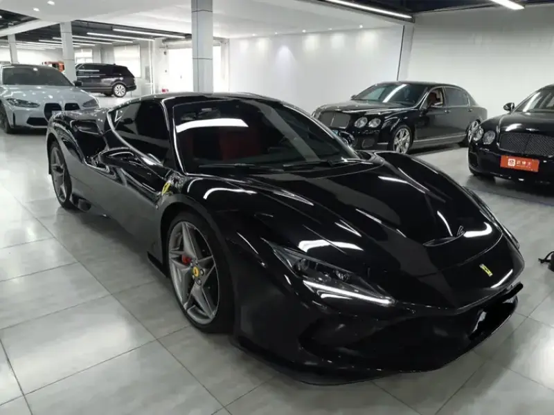 2020 Ferrari F8 с пробегом 14 000 км