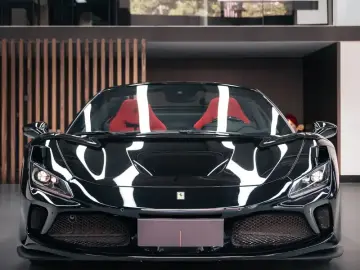 2020 Ferrari F8 с пробегом 18 000 км
