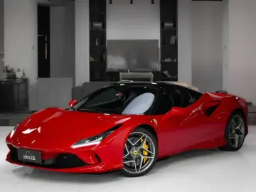 Ferrari F8