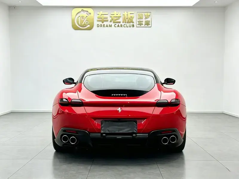 2020 Ferrari Roma с пробегом 12 000 км