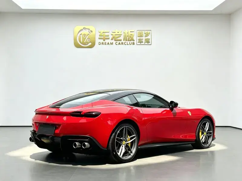 2020 Ferrari Roma с пробегом 12 000 км