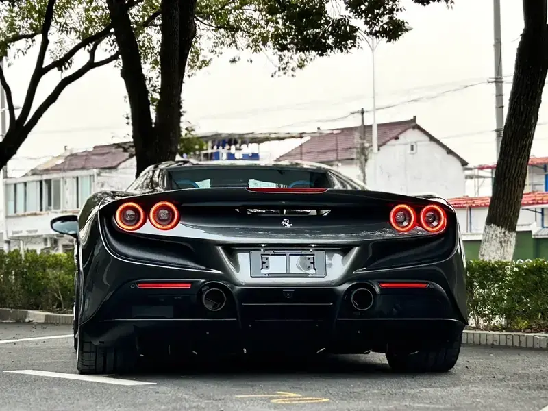 2020 Ferrari F8 с пробегом 5 000 км