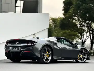 2020 Ferrari F8 с пробегом 5 000 км