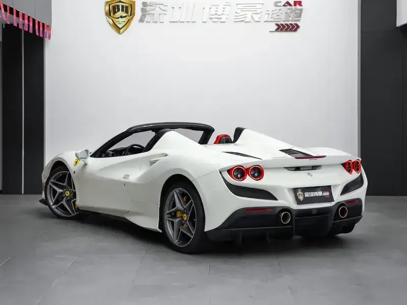 2020 Ferrari F8 с пробегом 14 000 км