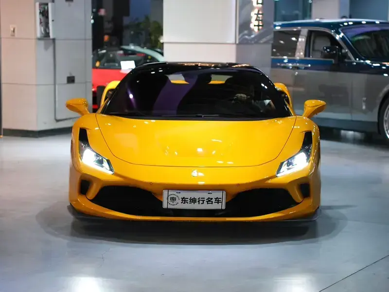 2019 Ferrari F8 с пробегом 12 000 км