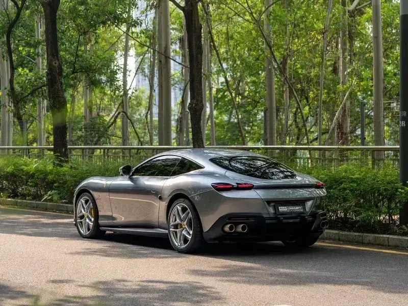 2020 Ferrari Roma с пробегом 11 000 км