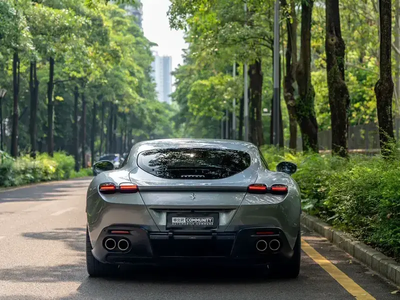 2020 Ferrari Roma с пробегом 11 000 км