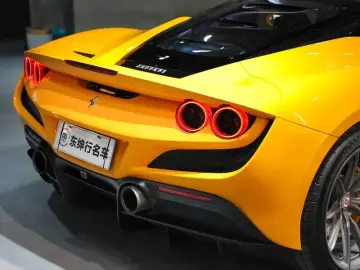 2019 Ferrari F8 с пробегом 12 000 км