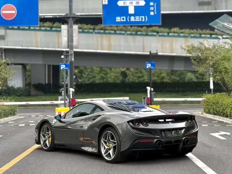 2019 Ferrari F8 с пробегом 25 000 км