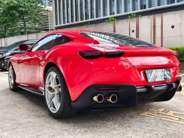 2020 Ferrari Roma с пробегом 11 000 км