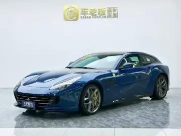 Ferrari GTC4Lusso