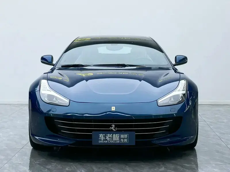 2017 Ferrari GTC4Lusso с пробегом 21 000 км