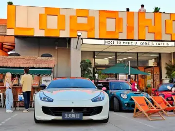 2017 Ferrari GTC4Lusso с пробегом 20 000 км