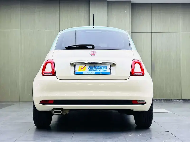 2023 Fiat 500 с пробегом 700 км