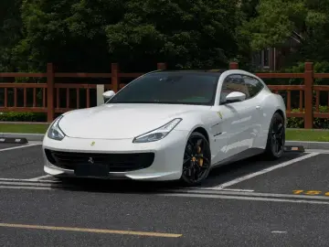 Ferrari GTC4Lusso