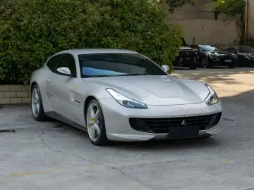 2017 Ferrari GTC4Lusso с пробегом 24 000 км