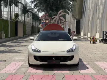 2017 Ferrari GTC4Lusso с пробегом 19 900 км