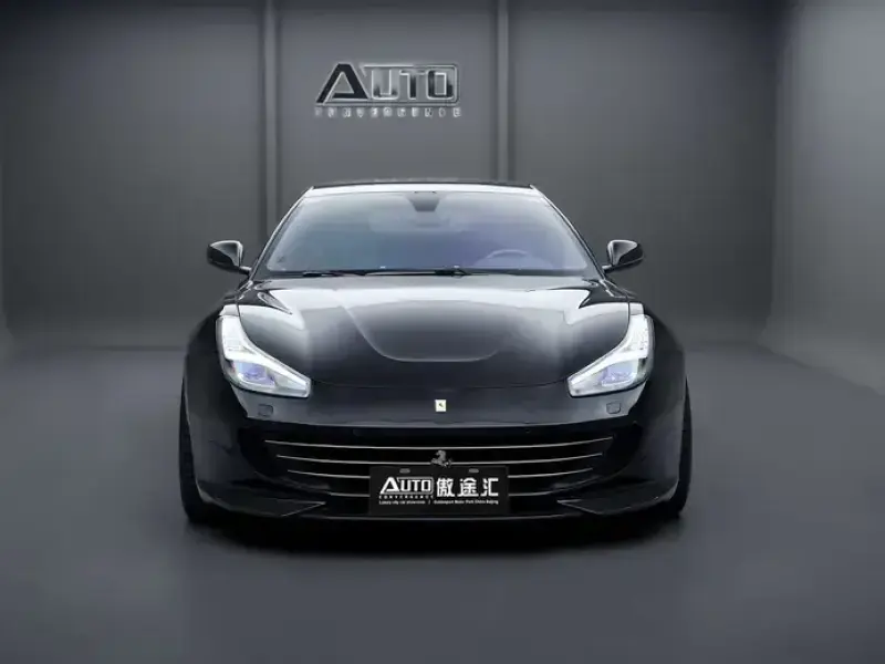 2017 Ferrari GTC4Lusso с пробегом 35 000 км