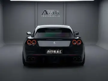 2017 Ferrari GTC4Lusso с пробегом 35 000 км