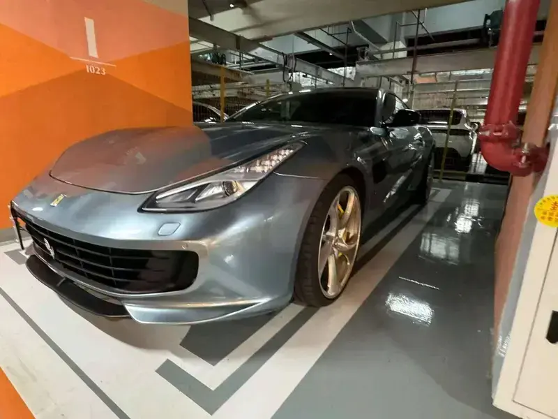 2017 Ferrari GTC4Lusso с пробегом 49 000 км